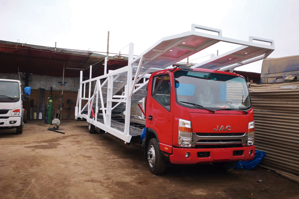 camion cigueña grua